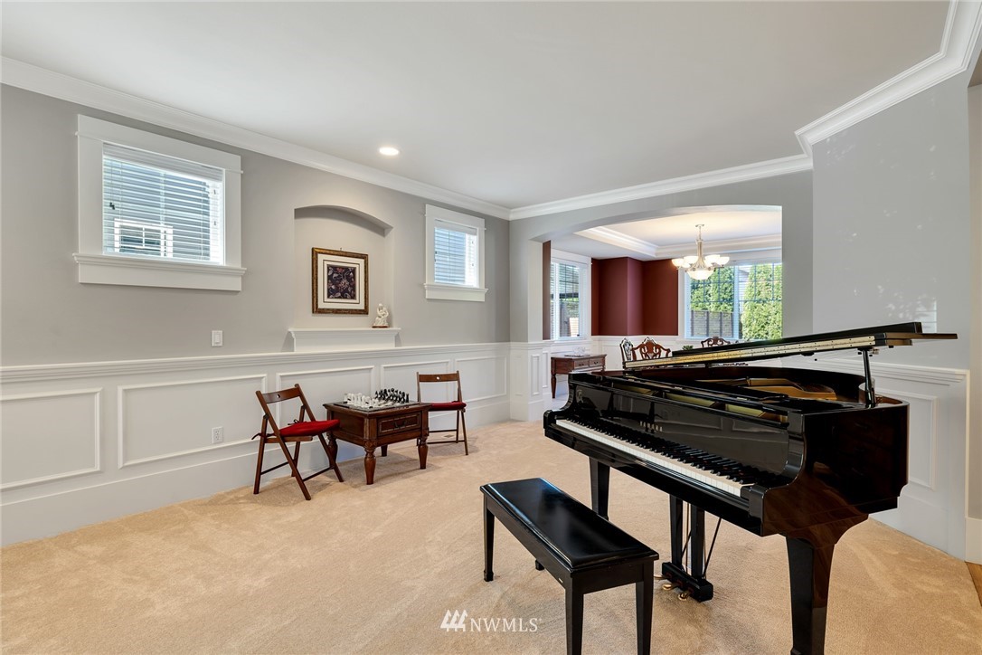 5126 Northeast 10th Street Renton, WA 98059 - Photo 5 of 35 Gallery Image 5
