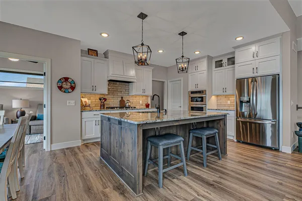 $929,900 | 1505 20th Avenue South, Sartell, MN 56377