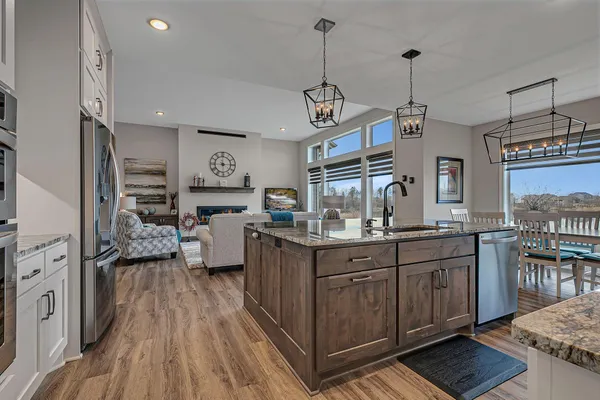 $929,900 | 1505 20th Avenue South, Sartell, MN 56377