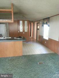 9575 River Road Hedgesville, WV 25427 - Photo 4 of 22 Interior (General)