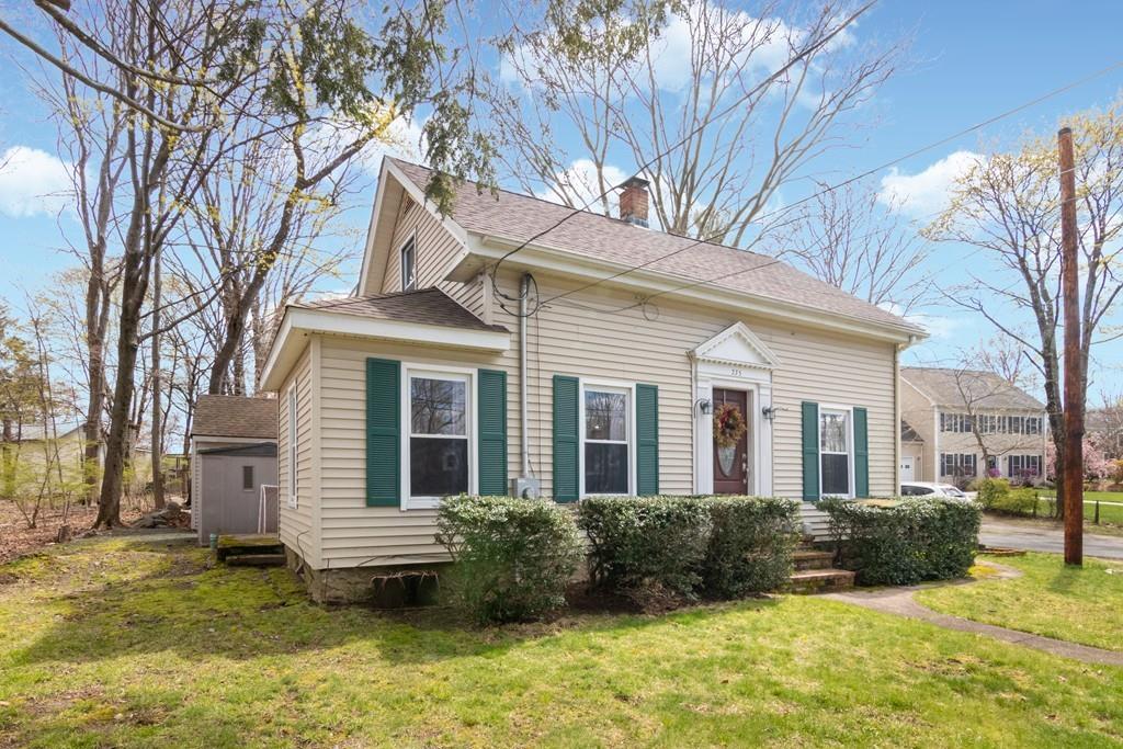 335 Reservoir Street, North Attleboro, MA 02760 Compass