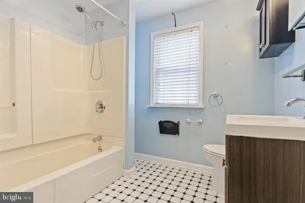 $2,150 | 338 Mercy Street, Philadelphia, PA 19148