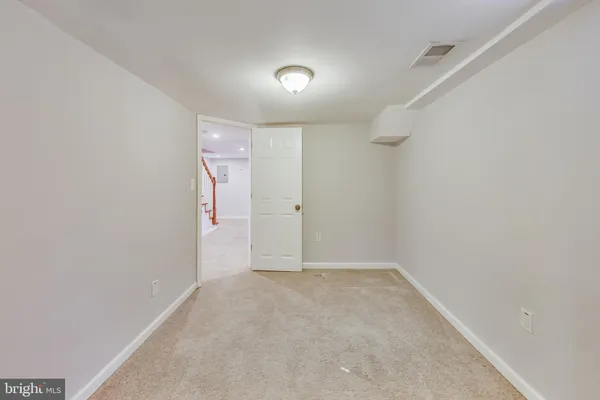 $2,950 | 1145 46th Place Southeast, Washington, DC 20019