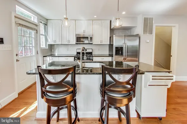 $2,950 | 1145 46th Place Southeast, Washington, DC 20019