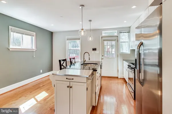 $2,950 | 1145 46th Place Southeast, Washington, DC 20019
