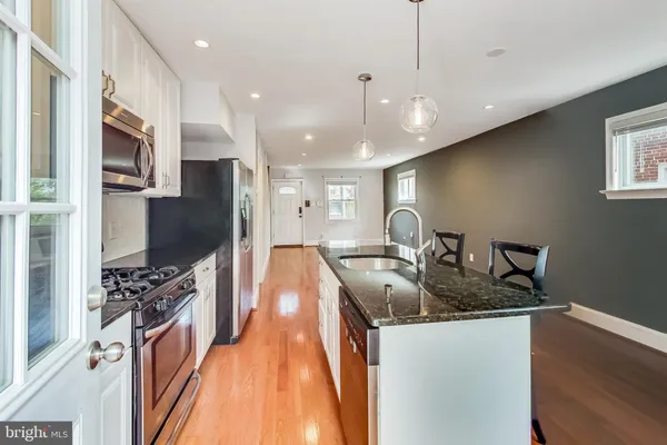 $2,950 | 1145 46th Place Southeast, Washington, DC 20019