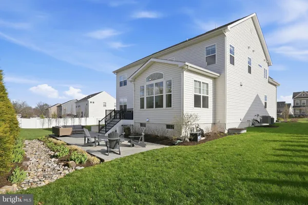 $1,100,000 | 19929 Bodmer Avenue, Poolesville, MD 20837