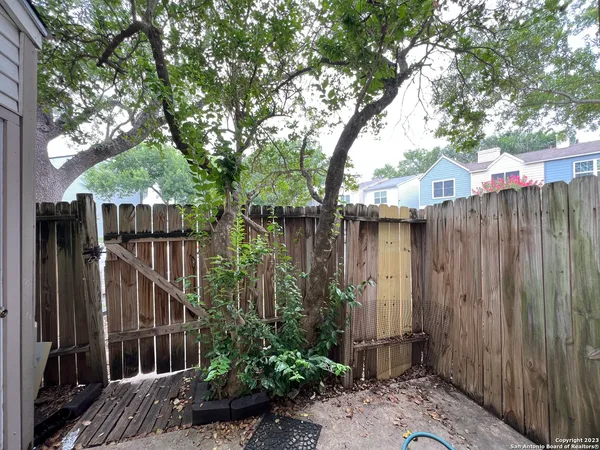 $1,195 | 1953 Budding Boulevard, San Antonio, TX 78247