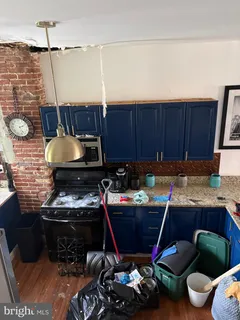 $160,000 | 1422 West Lombard Street, Baltimore, MD 21223