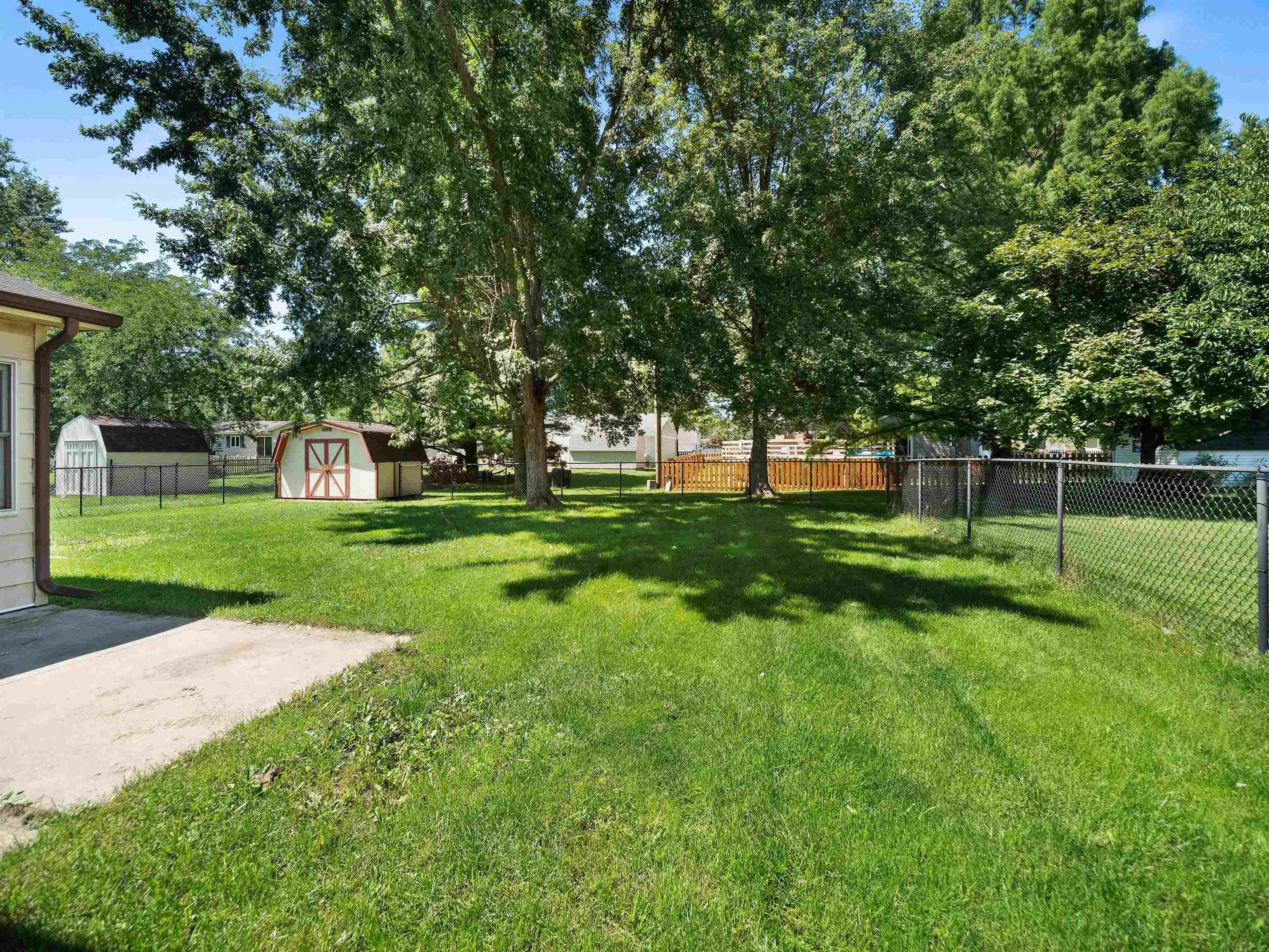 1332 Ridgewood Lane Bluffton, IN 46714 - Photo 7 of 32 Gallery Image 7