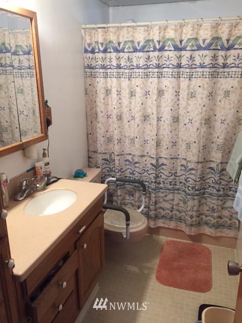 2113 Northeast 6th Place Renton, WA 98056 - Photo 12 of 23