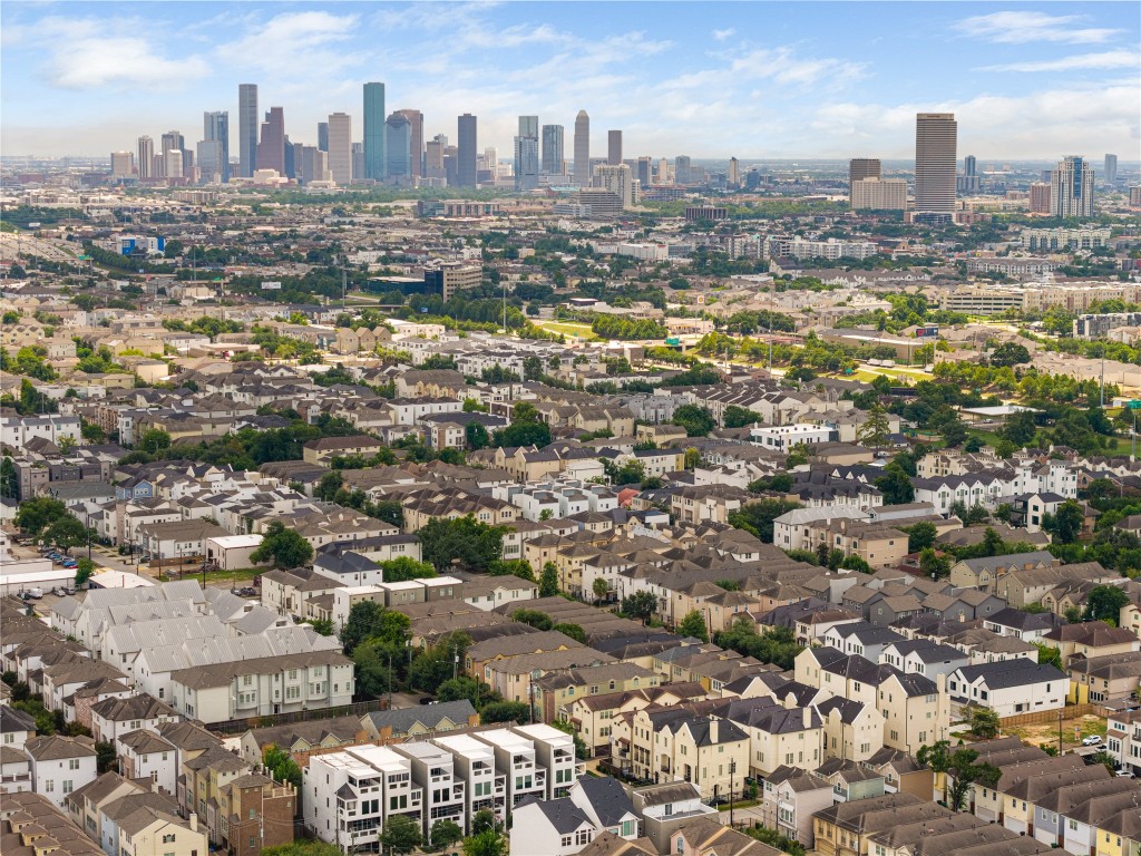 5733 Kansas Street Houston, TX 77007 - Photo 7 of 36 an aerial view of city