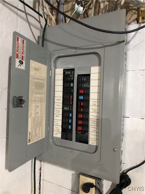 204 Champlin Drive Syracuse, NY 13206 - Photo 24 of 34