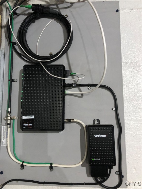 204 Champlin Drive Syracuse, NY 13206 - Photo 25 of 34