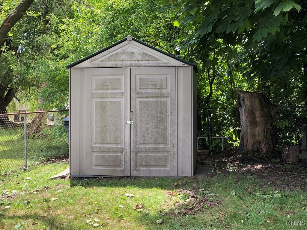 204 Champlin Drive Syracuse, NY 13206 - Photo 34 of 34