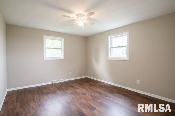 13068 Antioch Road Tremont, IL 61568 - Photo 11 of 27 Gallery Image 11