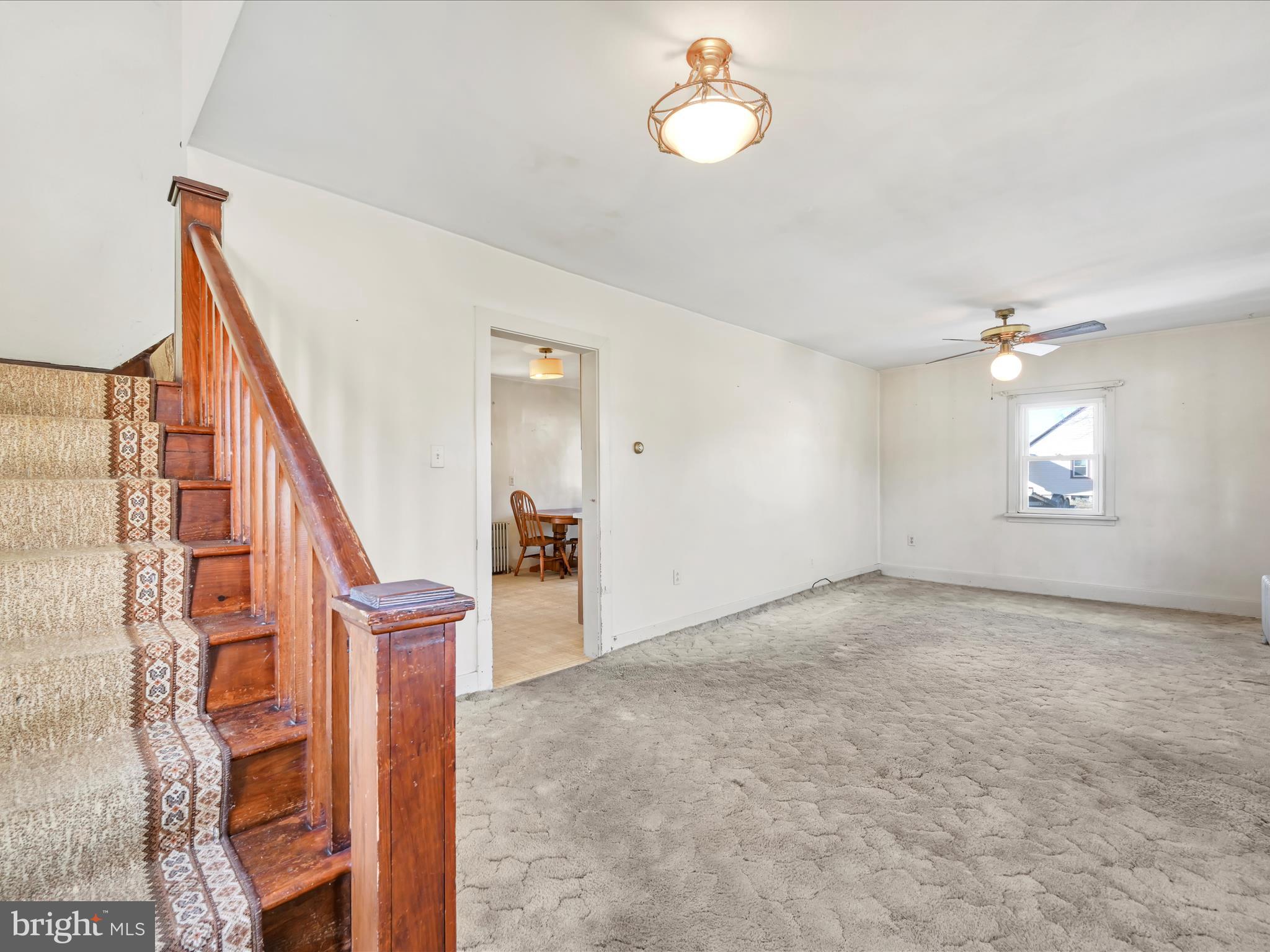 2067 South Forge Road Palmyra, PA 17078 - Photo 4 of 27 Living Room