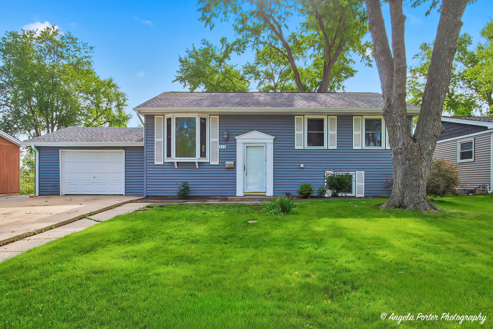 410 Willow Road Wauconda, IL 60084 - Photo 1 of 31