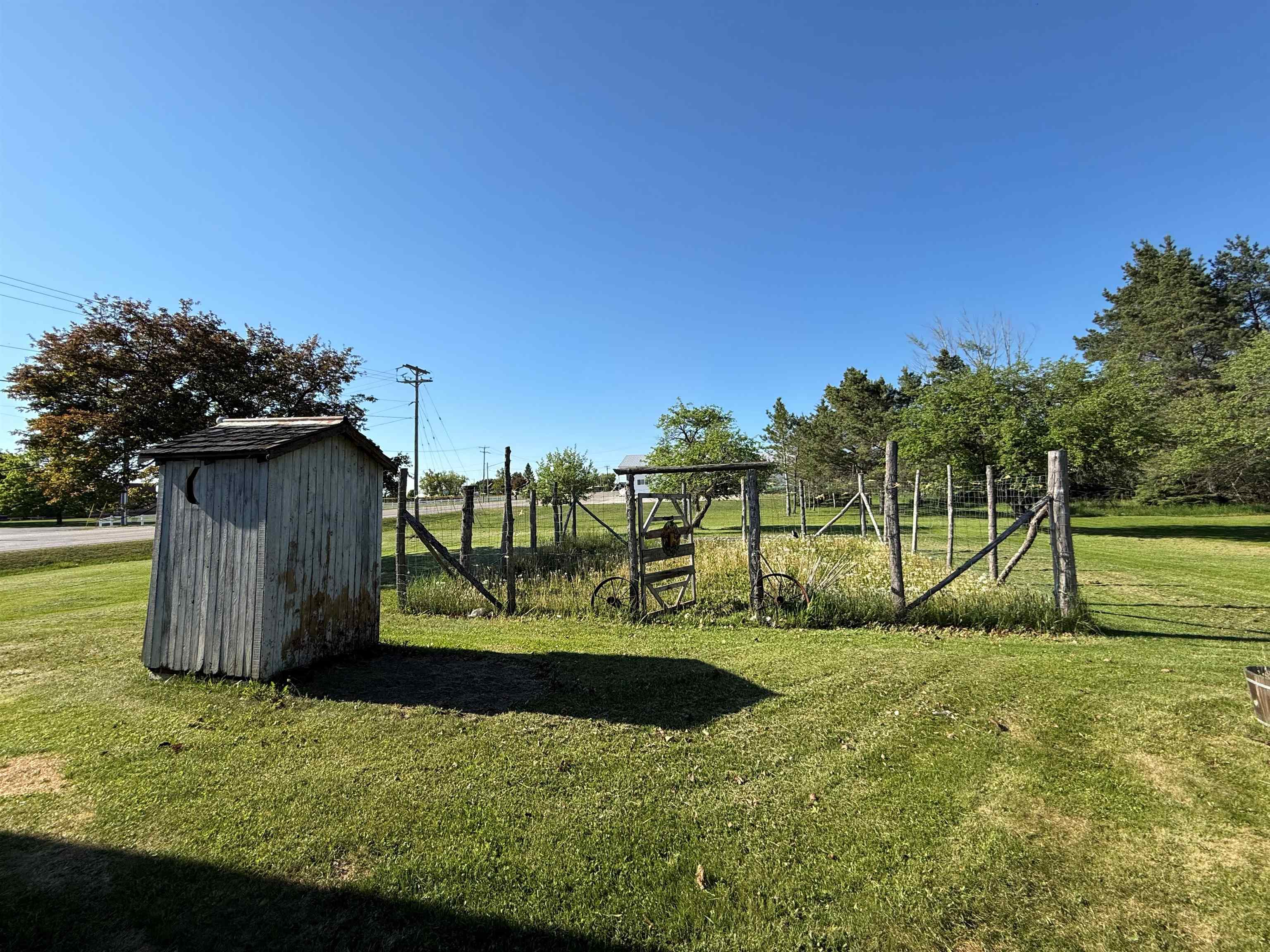 92 Highway 41 Carney, MI 49812 - Photo 11 of 30