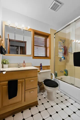 $299,900 | 3110 Timber Hill Lane, Aurora, IL 60504