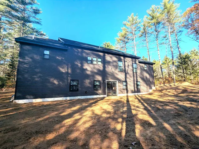 $625,000 | 330 Benjamin Wentworth Drive, Tamworth, NH 03817