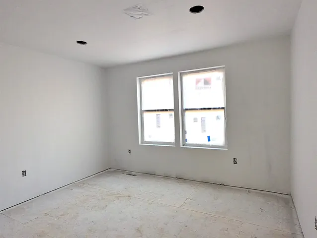 $625,000 | 330 Benjamin Wentworth Drive, Tamworth, NH 03817