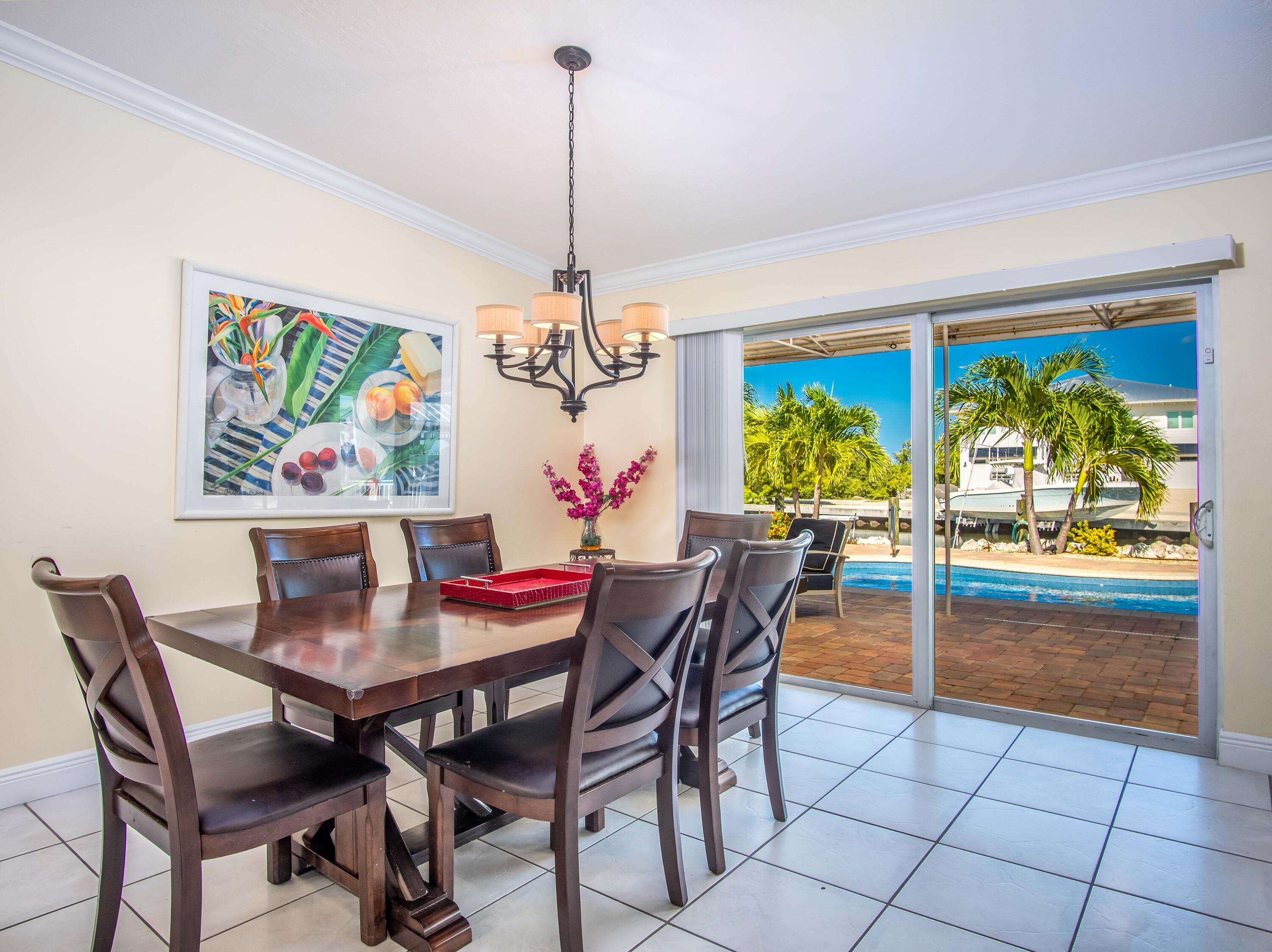 89 Sombrero Beach Road Marathon, FL 33050 - Photo 11 of 55 Dining Room (1)