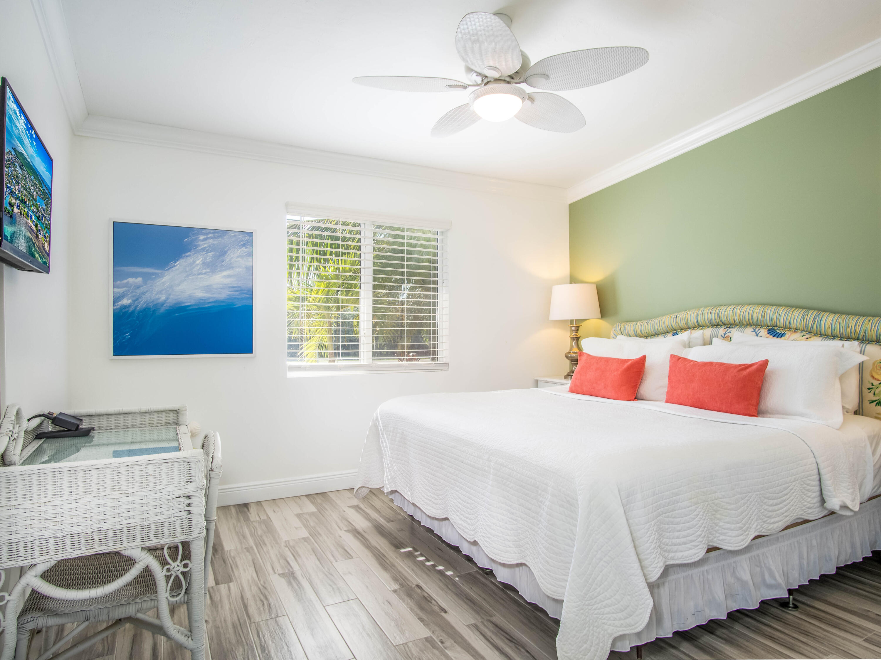 89 Sombrero Beach Road Marathon, FL 33050 - Photo 20 of 55 Master Bedroom (2)