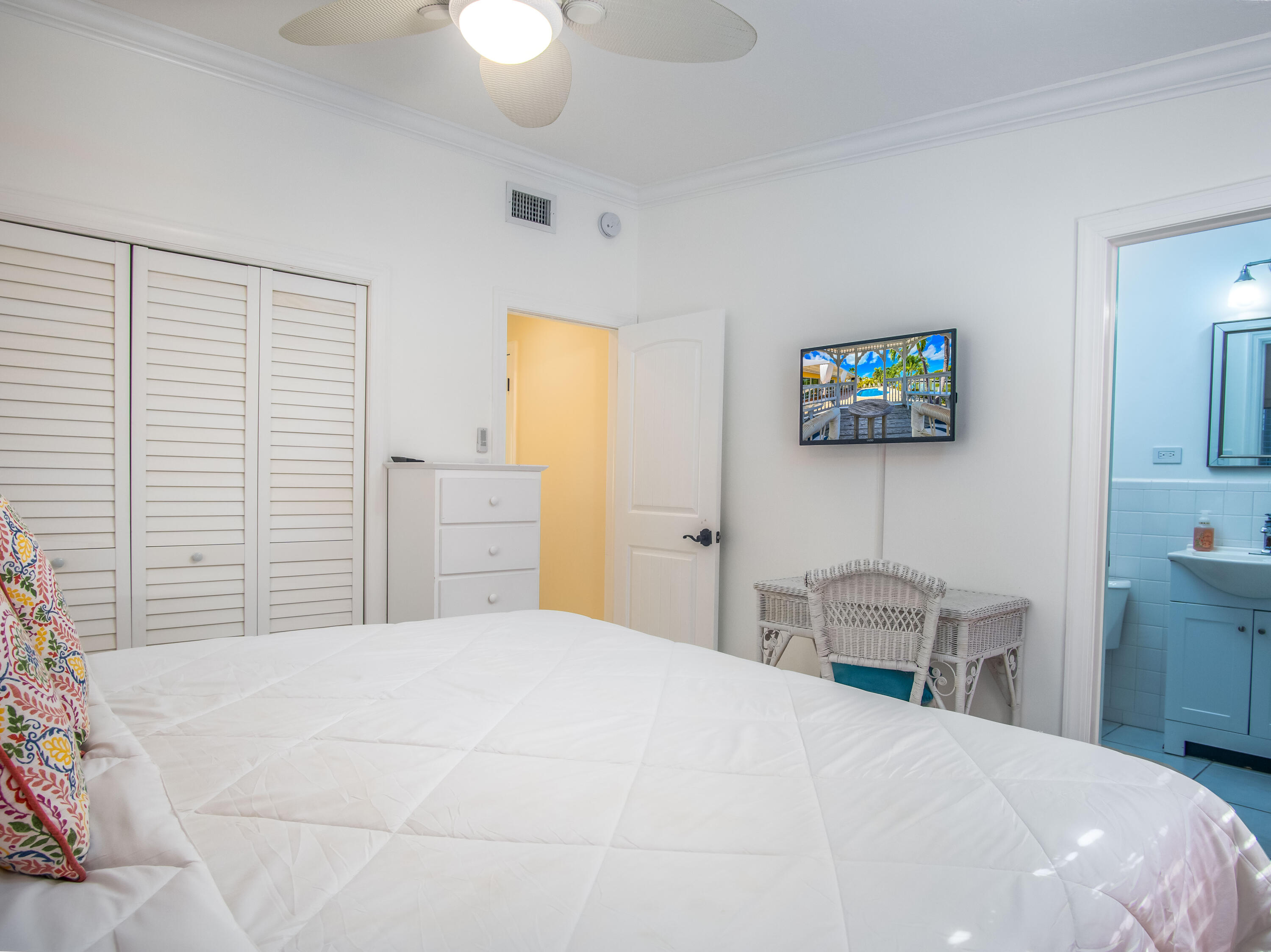 89 Sombrero Beach Road Marathon, FL 33050 - Photo 23 of 55 Bedroom (3)
