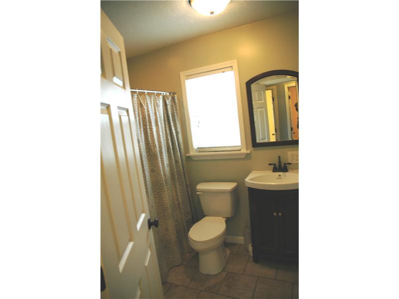 290 Lagonda Road Washington, PA 15301 - Photo 10 of 10 Other. The second bathroom has been completely updated.