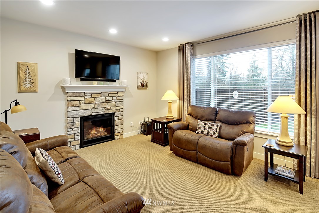 18921 10th Drive Southeast Bothell, WA 98012 - Photo 12 of 25