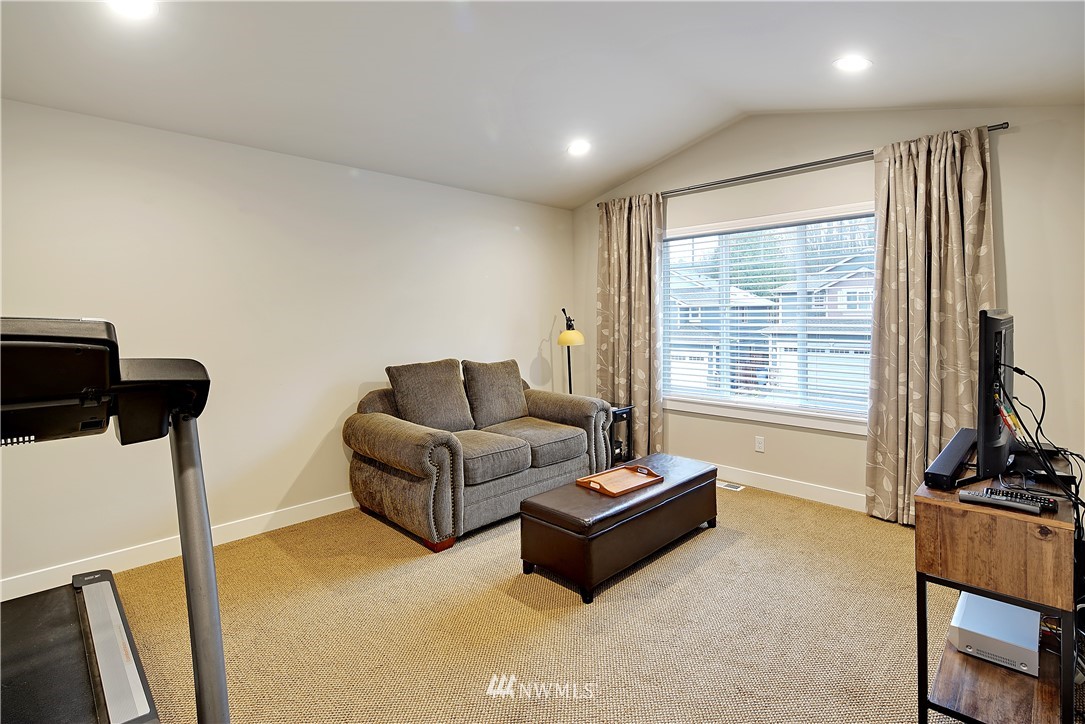 18921 10th Drive Southeast Bothell, WA 98012 - Photo 14 of 25