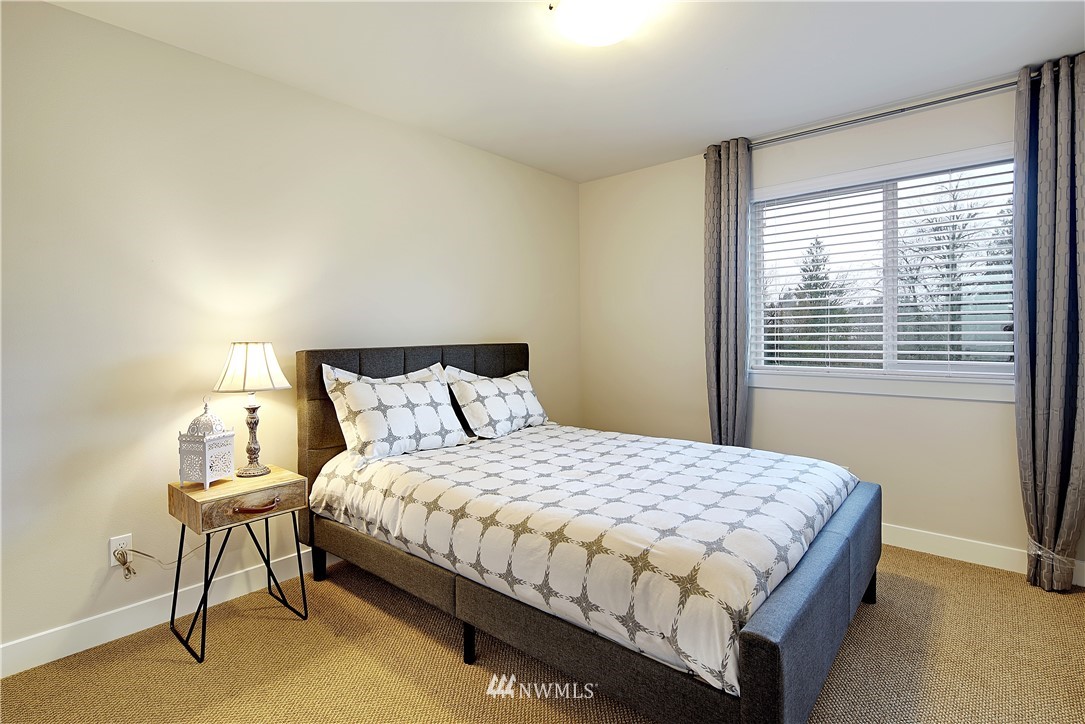 18921 10th Drive Southeast Bothell, WA 98012 - Photo 17 of 25