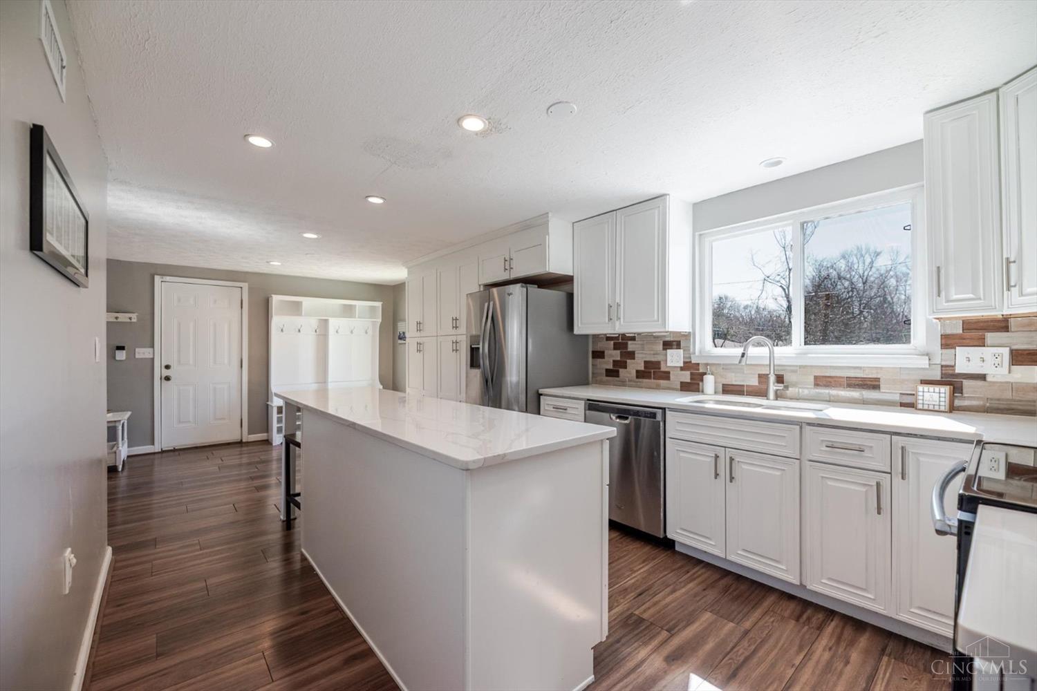 2108 East David Road Kettering, OH 45440 - Photo 15 of 43