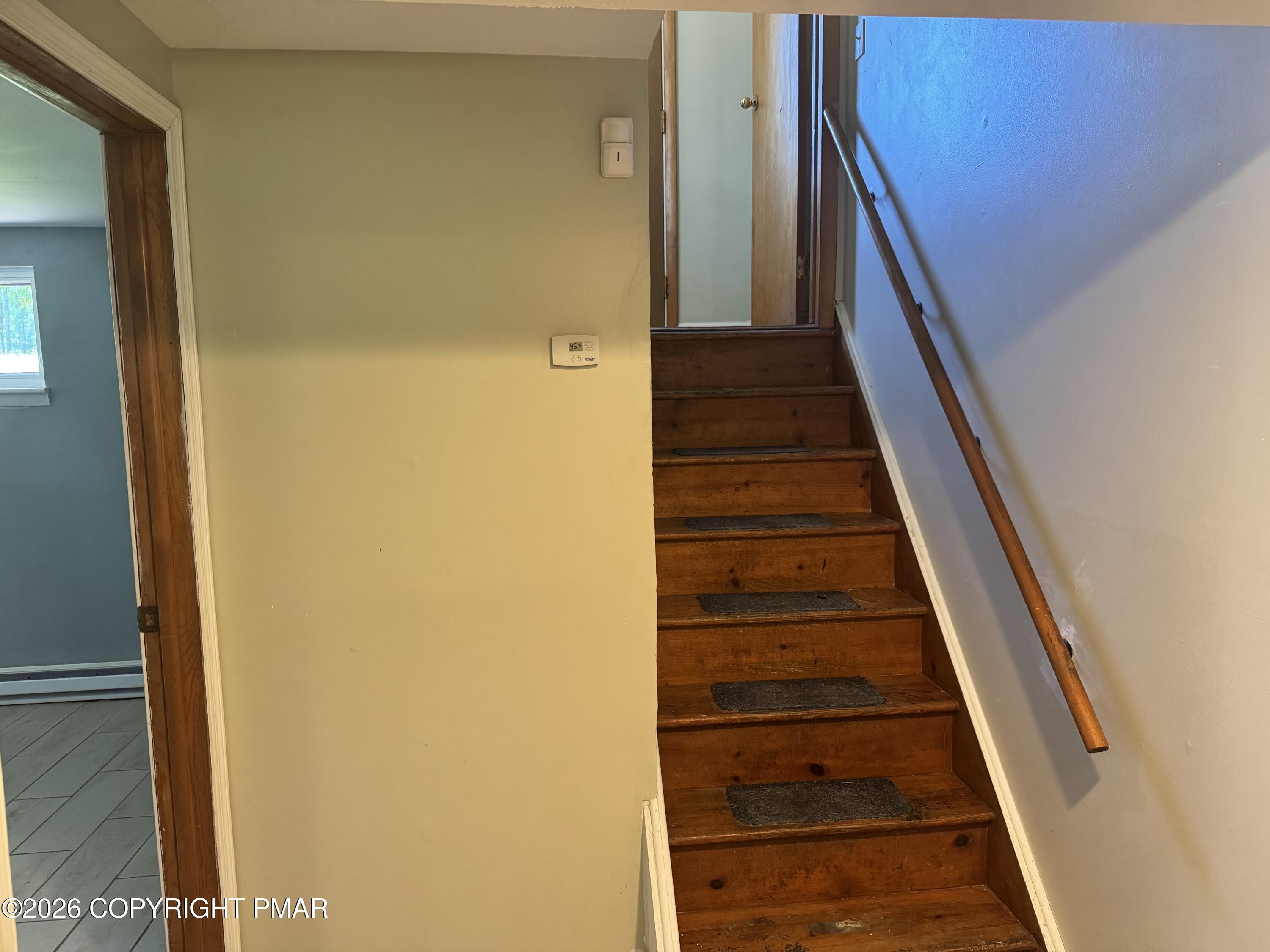 333 Shine Hill Road Henryville, PA 18332 - Photo 15 of 20 Lower level stairs