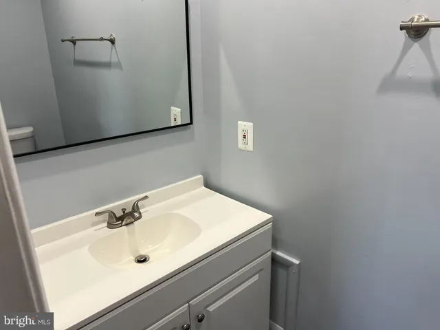 $2,900 | 15019 Ashdale Circle, Woodbridge, VA 22193