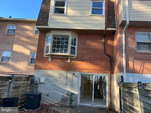 $2,900 | 15019 Ashdale Circle, Woodbridge, VA 22193