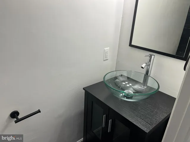 $2,900 | 15019 Ashdale Circle, Woodbridge, VA 22193