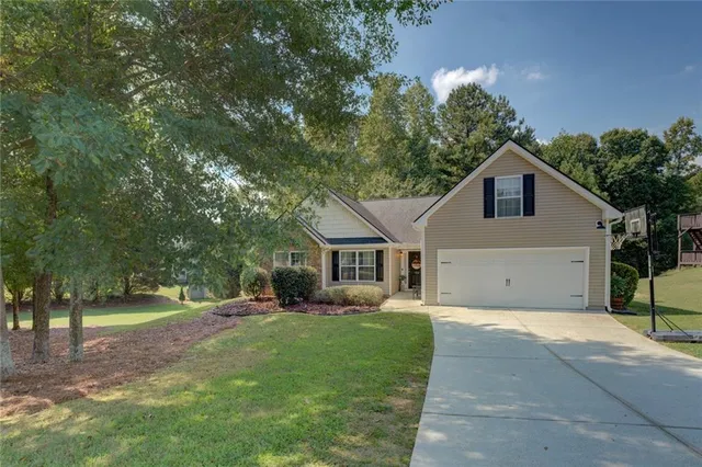 $330,000 | 704 Newnham Walk, Bethlehem, GA 30620