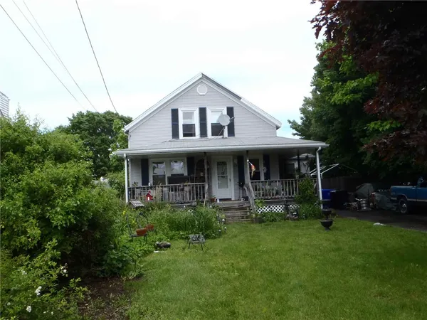 $285,000 | 30 Eddington Street, Pawtucket, RI 02861