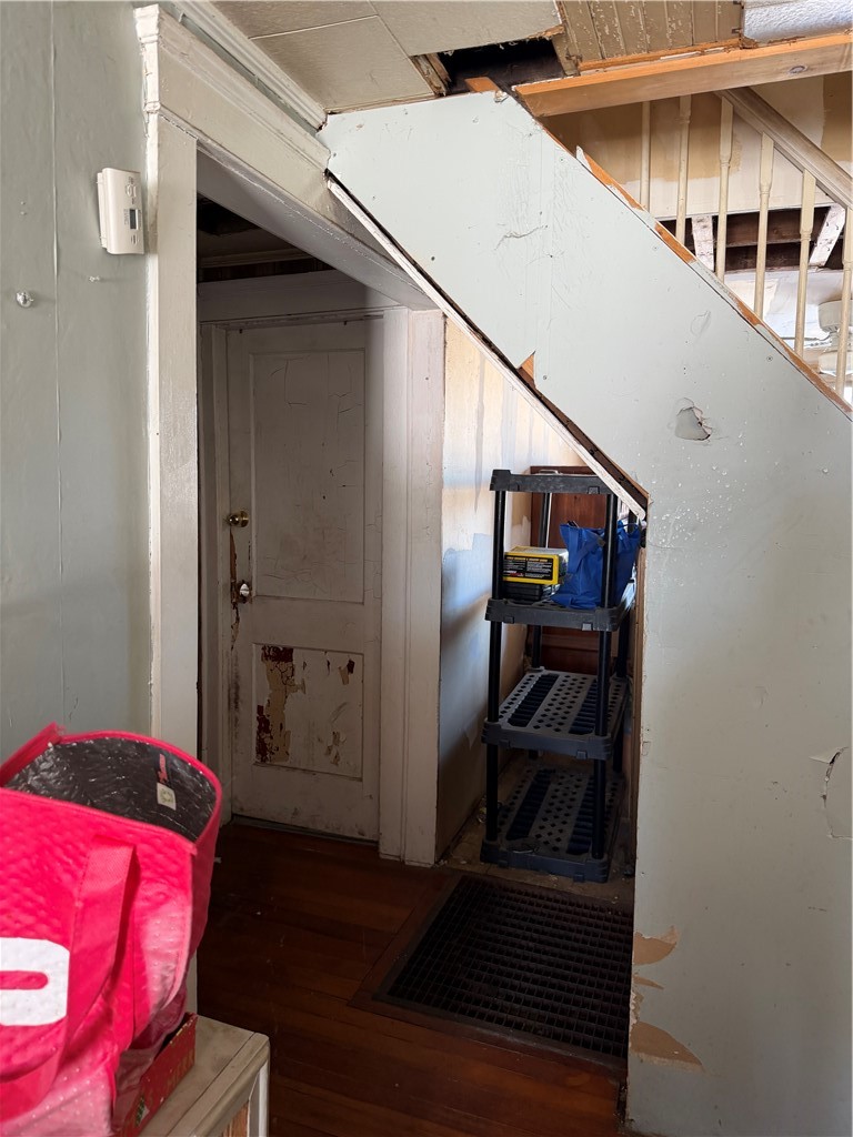 30 Eddington Street Pawtucket, RI 02861 - Photo 4 of 20