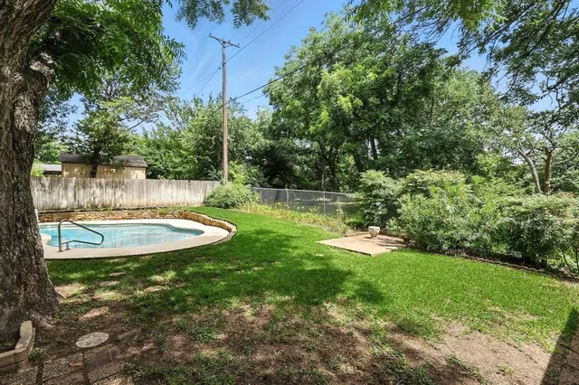 $444,900 | 503 Summit Ridge Drive, Euless, TX 76039