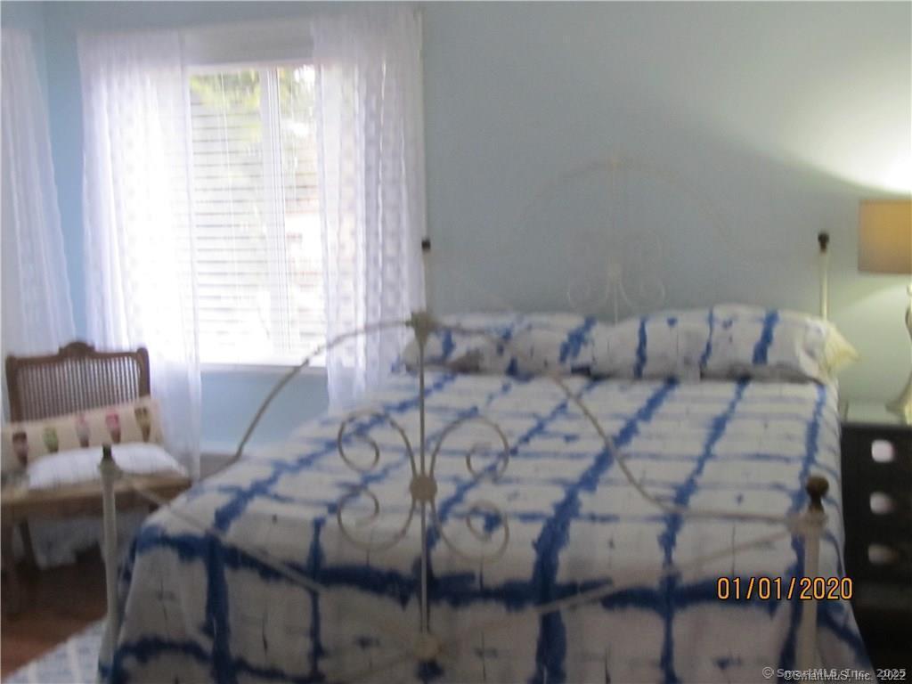 11 Bond Street East Lyme, CT 06357 - Photo 17 of 21
