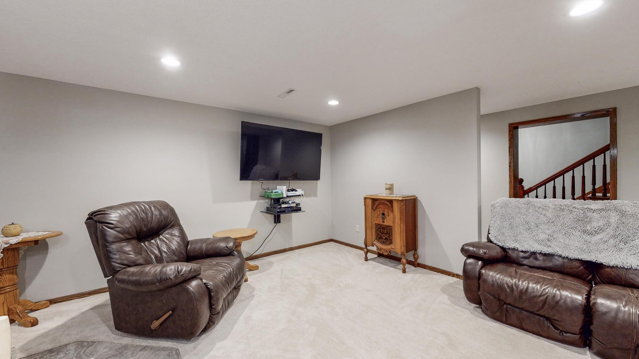 5415 Country Club Road Southwest Rochester, MN 55901 - Photo 48 of 61 Gallery Image 48