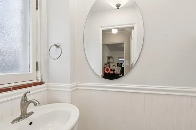 $365,000 | 515 East Dean Road, Fox Point, WI 53217