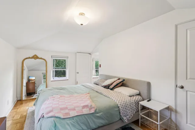 $365,000 | 515 East Dean Road, Fox Point, WI 53217