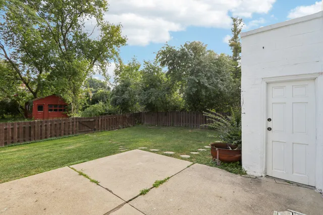 $365,000 | 515 East Dean Road, Fox Point, WI 53217