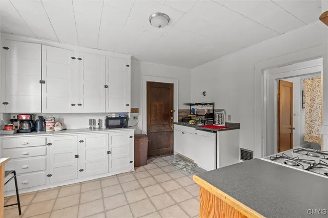 $297,500 | 236-38 Miles Avenue, Syracuse, NY 13210