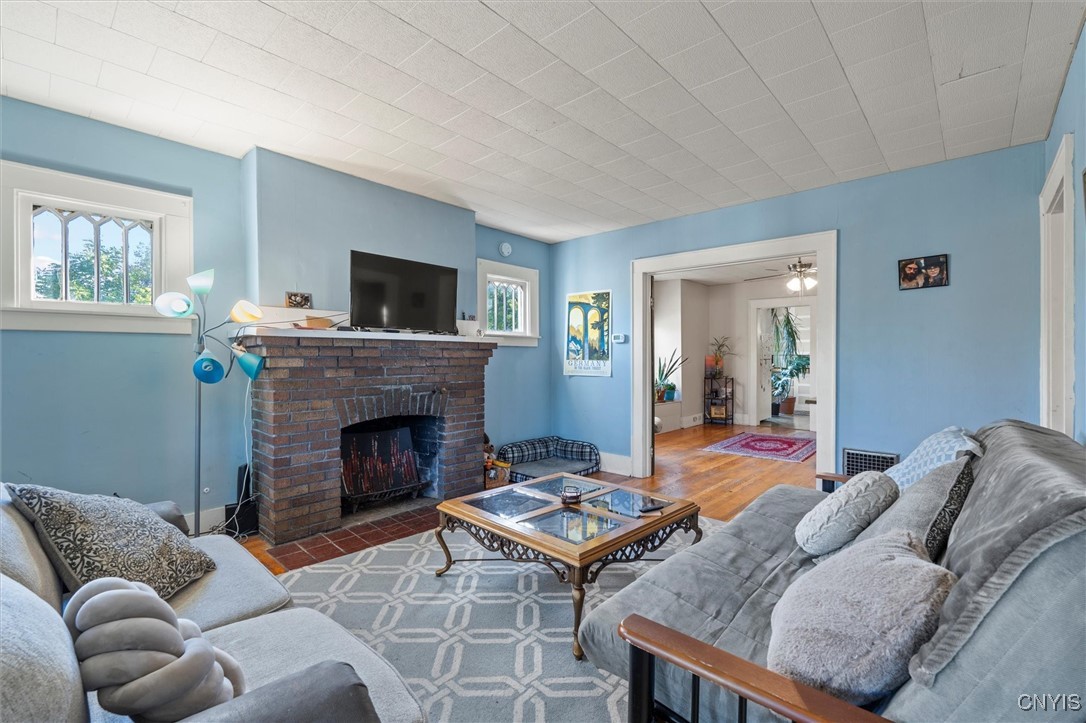 236-38 Miles Avenue Syracuse, NY 13210 - Photo 3 of 44 TOP UNIT (will be fully vacant)