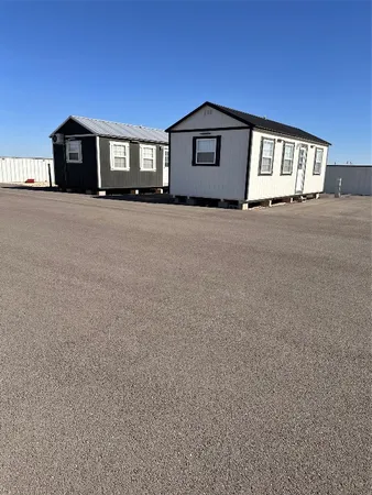 $1,000 | 3306 East County Road 172, Unit J, Midland, TX 79706